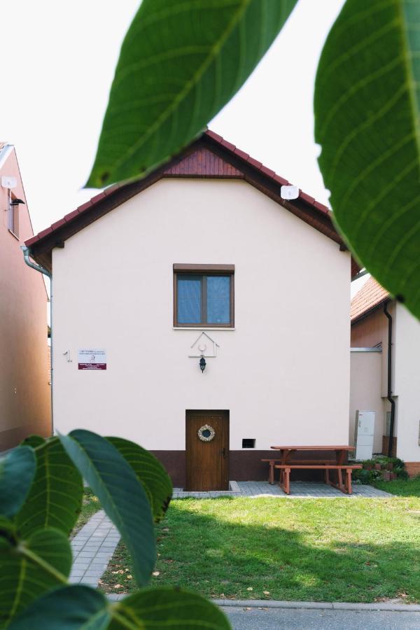 Ubytovani Na Sklipku Jevisovka Exterior photo